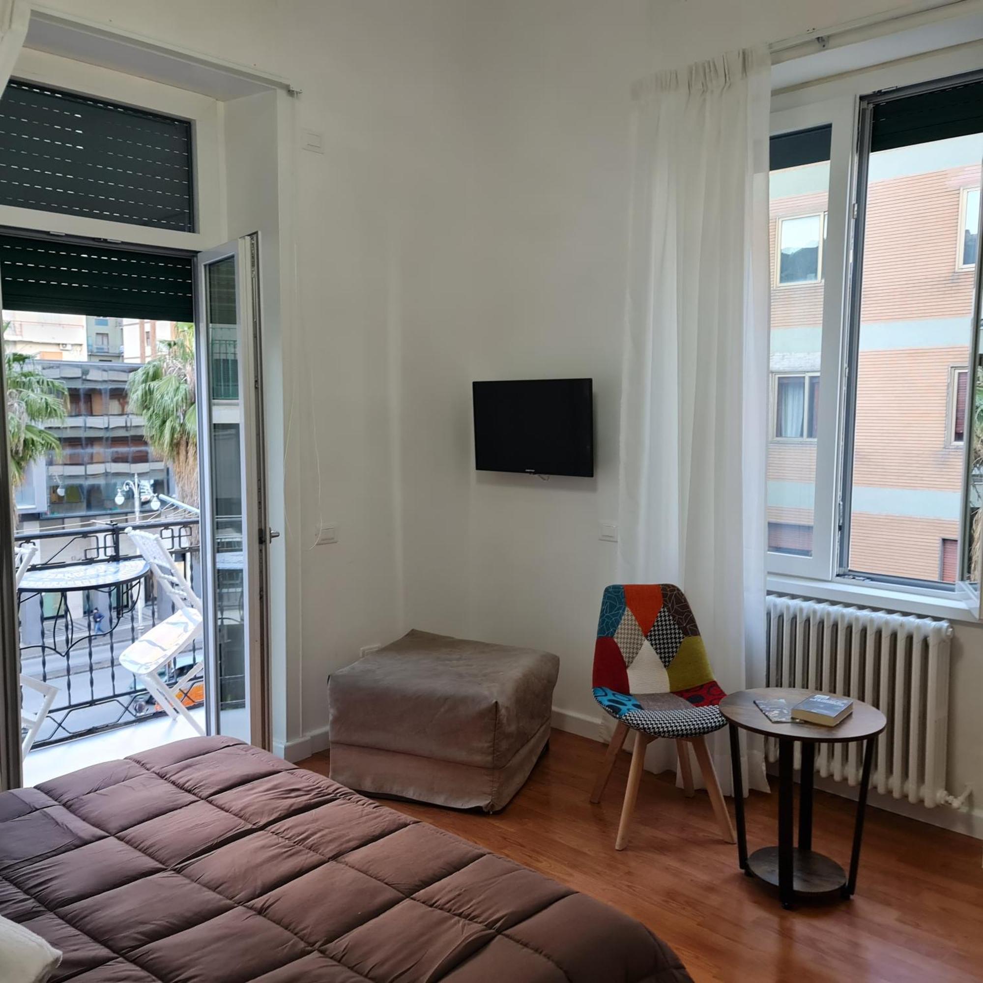 Mare Fuori B&B Salerno Oda fotoğraf