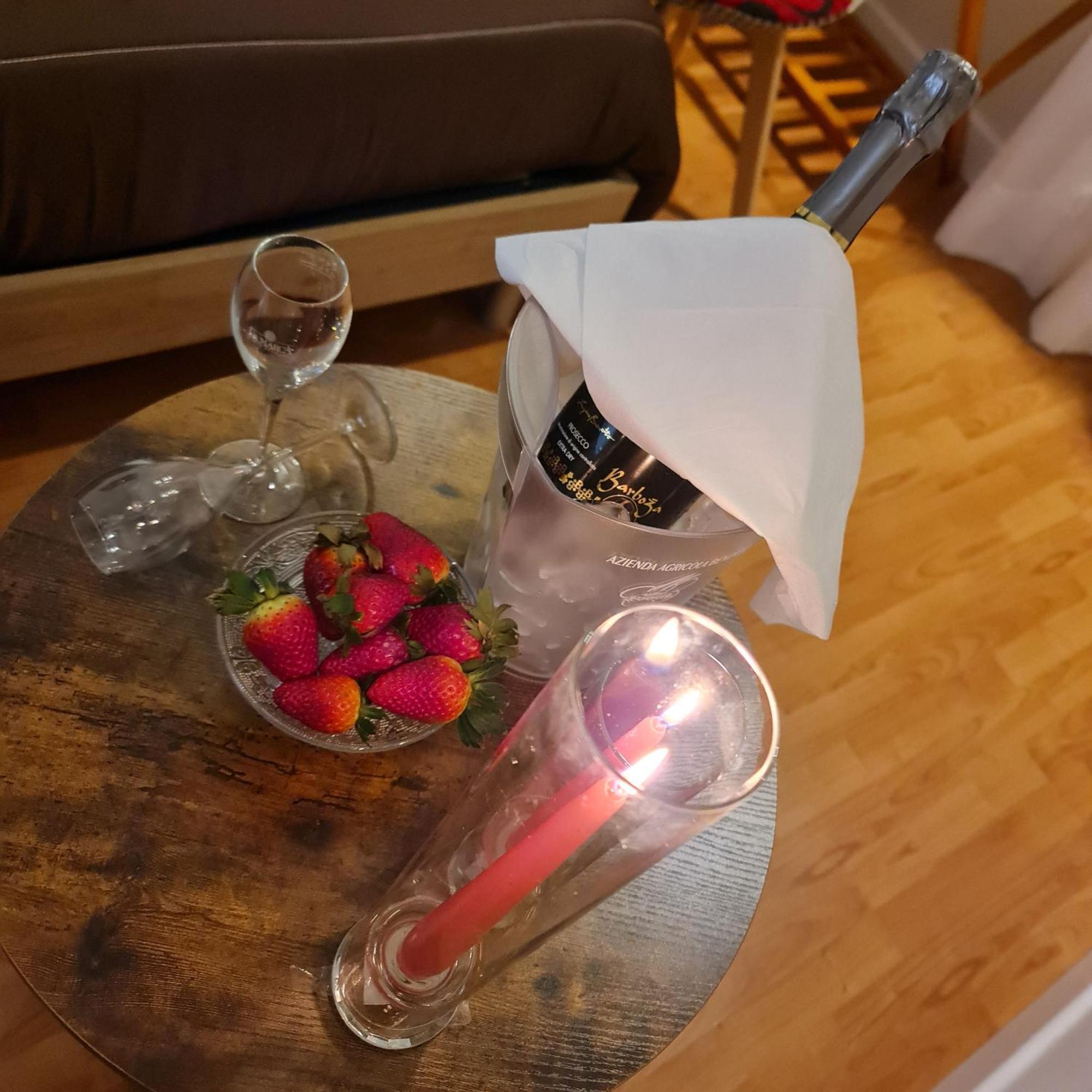 Mare Fuori B&B Salerno Dış mekan fotoğraf