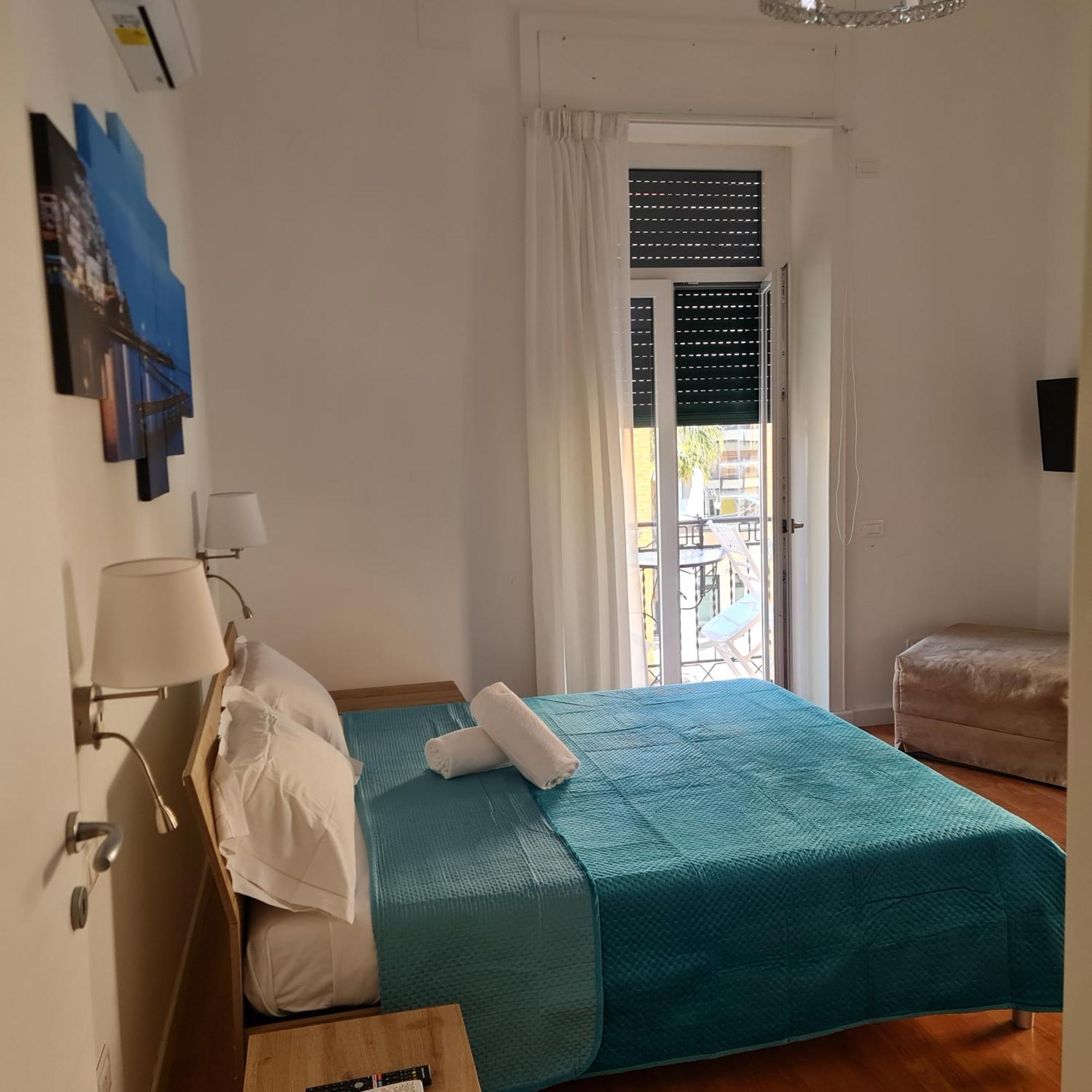 Mare Fuori B&B Salerno Oda fotoğraf
